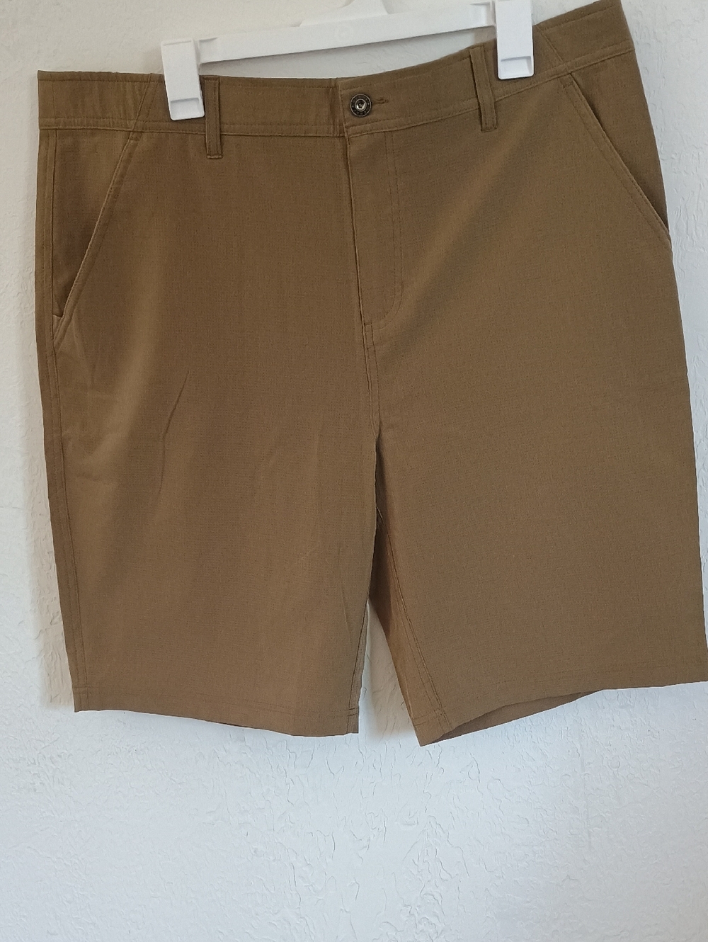 Quiksilver Men’s Khaki Flat Front Shorts